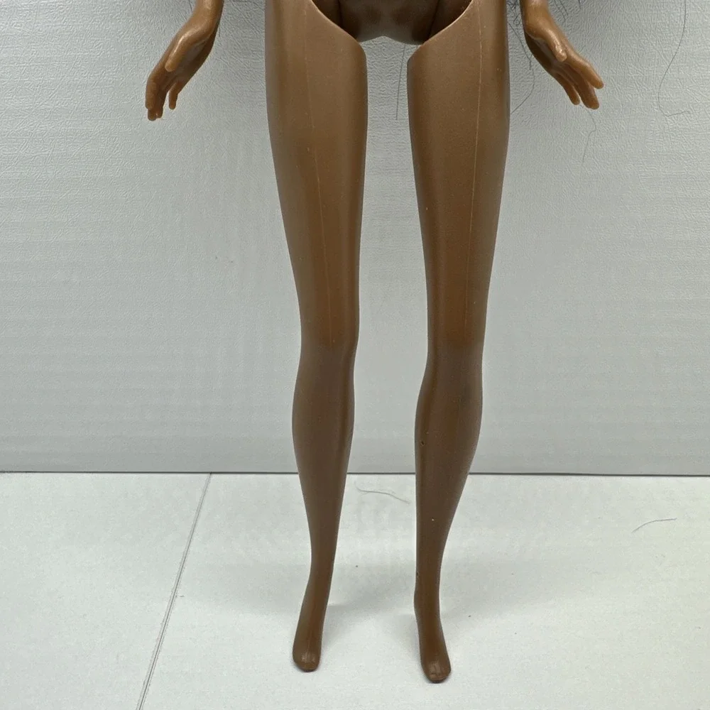 Mattel 1999 Barbie‎ AA Doll Ever Flex Jewel Girl Rubber Flexible Waist Nude